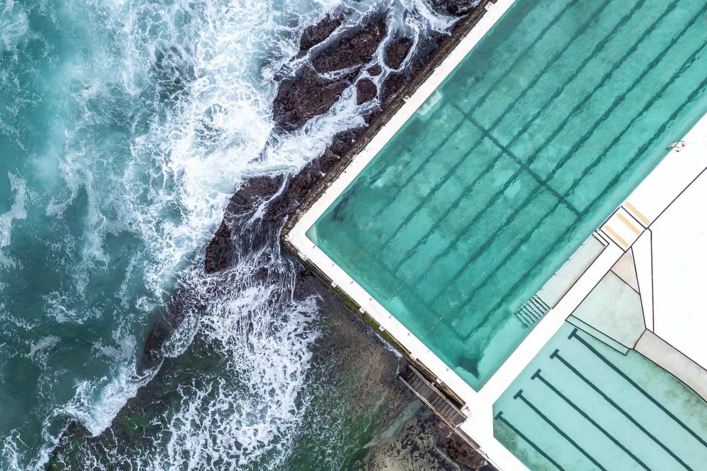 Bondi Beach Pool with a Twist
