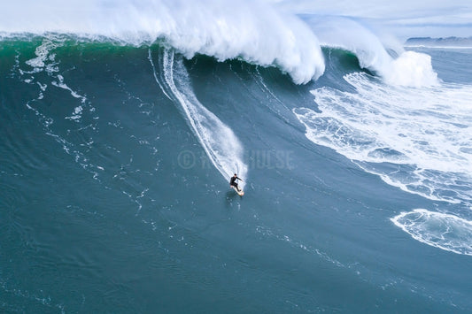 Luca Padua Riding a Mavericks Monster 2021 - 2 of 6